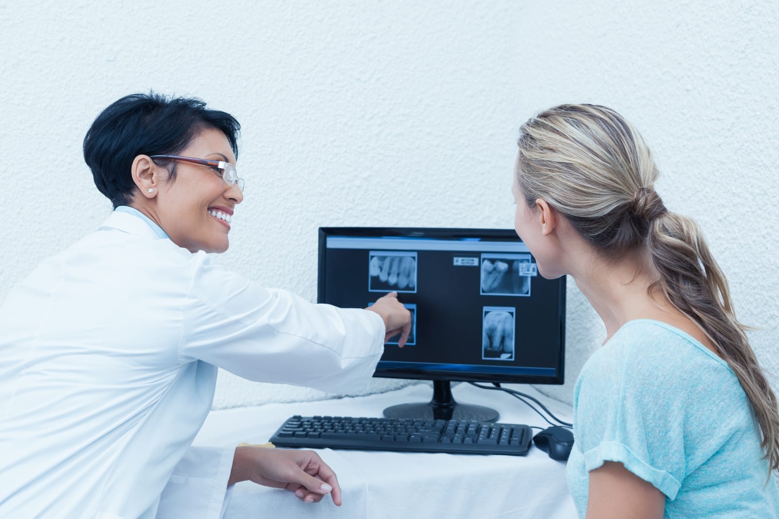 Explaining Digital X-ray Results to a Patient